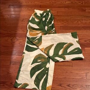 NWT Rachel Zoe Green and Yellow Leaf Print Garment